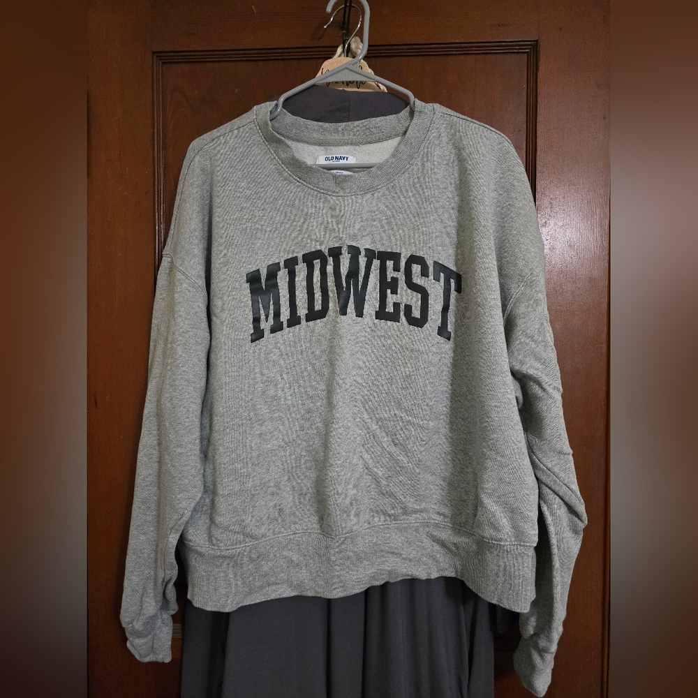 Old Navy Heather Gray Sweatshirt